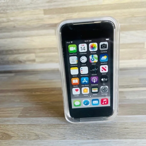 Apple - iPod touch 32GB MP3 Player (7th Generation - Latest Model) - Space Gray